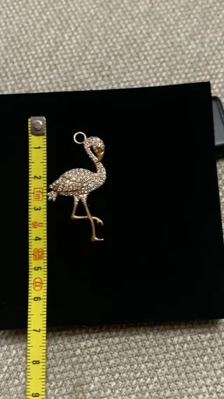 Charm Fenicottero dorato e Zirconia