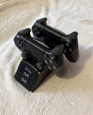 PS4 1TB Gran Turismo Sport + 2 Mandos