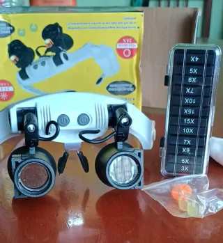 Gafas lupa 25x con 2 LED intercambiables