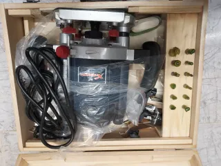 Fresadora X-Kraft 2100W con accesorios