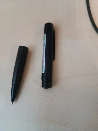 Penna con videocamera nascosta