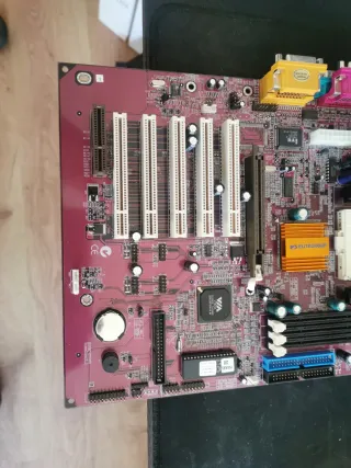 Placa Mãe ECS P4VXAS Socket 423 + P4 1.4