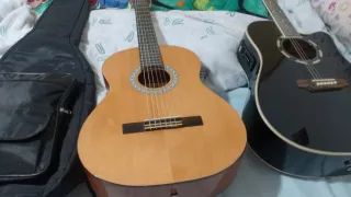 Guitarra Acústica Negra