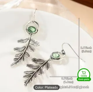 Pendientes cobre con piedra verde.