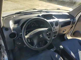 Peugeot Partner 2011