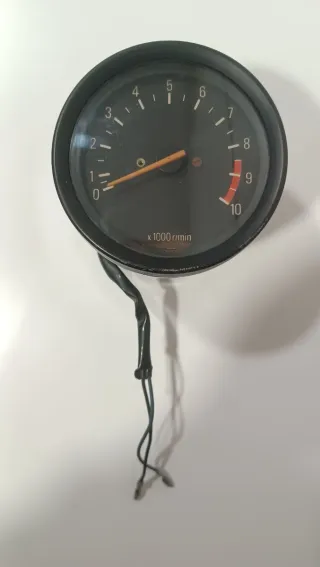 Cuentarrevoluciones Yamaha SR 250