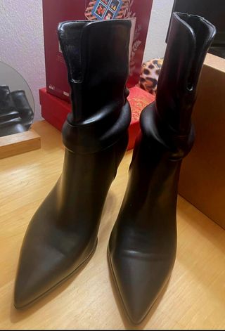 Stivaletti Laura Biagiotti neri NUOVI