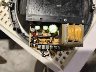 Regulador EGI 3314 y Altavoz Amplifon 3504