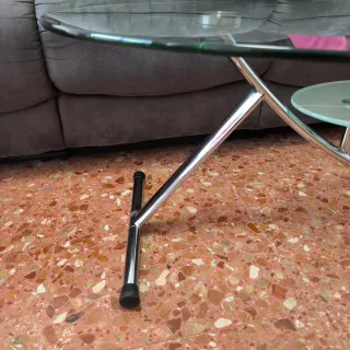 Mesa de centro cristal ovalada con ruedas