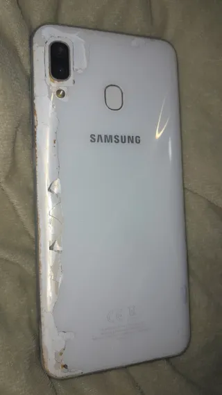 Samsung Galaxy A30 64GB blanco con funda