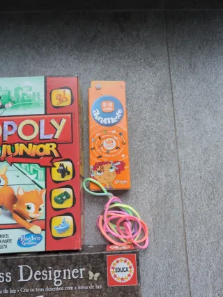 Lote de juegos: Monopoly Junior,Gorjuss, abremente