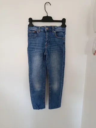 Pantalón vaquero niña