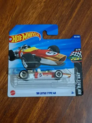 Hot Wheels '68 Lotus Type 49 HW Race Day