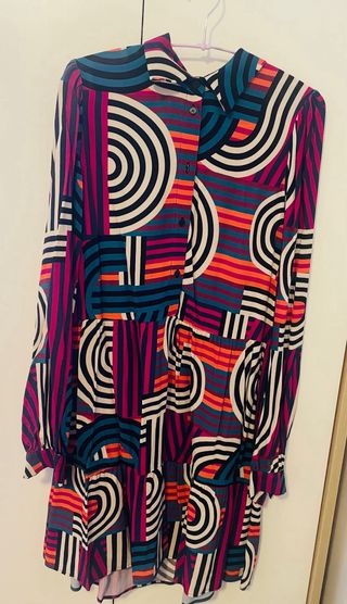 Vestido Desigual Estampado Geométrico