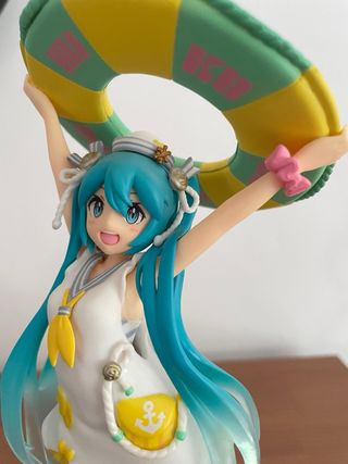 Figura Miku Hatsune Verano
