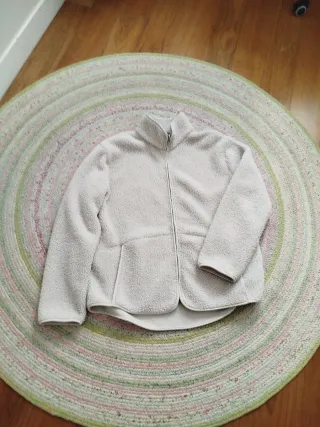 Chaqueta borreguillo oysho Talla L Beige