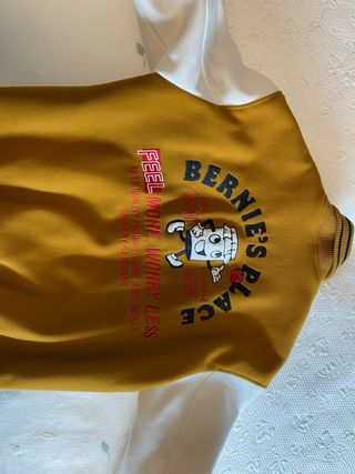 Chaqueta Bomber Zara Bordada