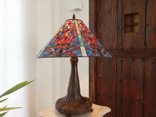Lámpara de mesa Tiffany cristal emplomado y metal