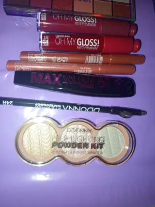 Pack 8 productos maquillaje DDONNA