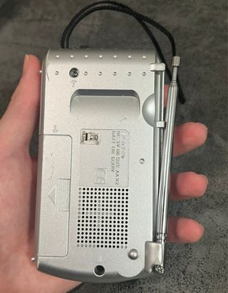 Radio Portátil Sony ICF-8 Plata