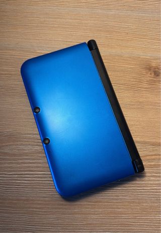 Nintendo 3DS XL + Cargador + Super Mario Bros 2