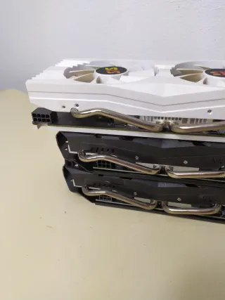 Lote 3 Tarjetas Gráficas RX580 8GB GDDR5