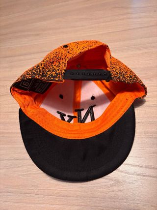 Cappellino NY arancione e nero