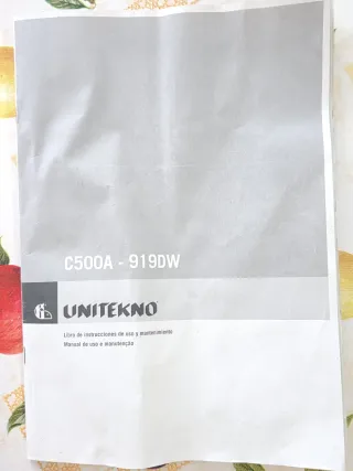 Aspiradora UNITEKNO 919 dual líquidos y sólidos.