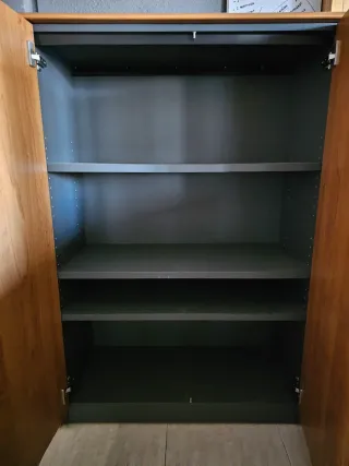 Se vende conjunto de oficina.