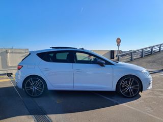 SEAT Leon 2019 2.0TSI Cupra 290cv Sólo 54.000km