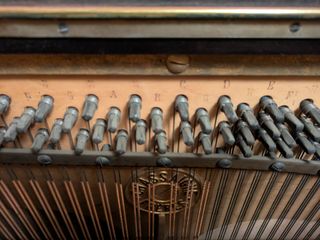 Piano Chassaigne Frères madera S.XIX