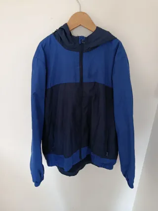 Chaqueta chubasquero niño azul