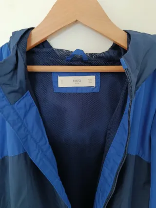 Chaqueta chubasquero niño azul