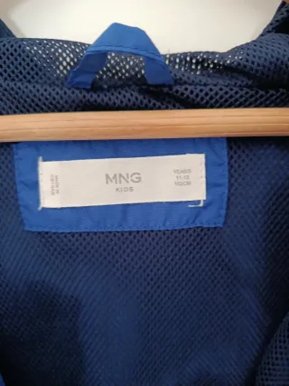 Chaqueta chubasquero niño azul