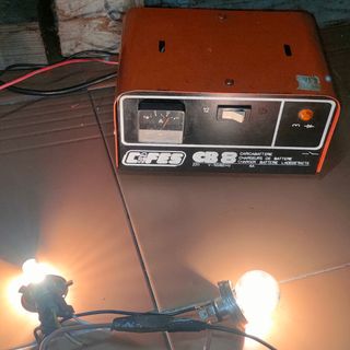 Cargador Baterías 12V 8A