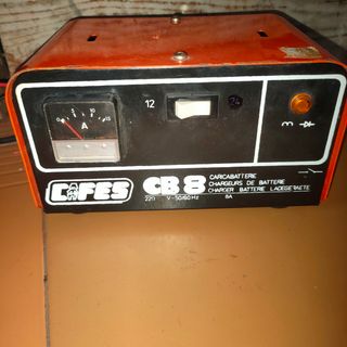 Cargador Baterías 12V 8A