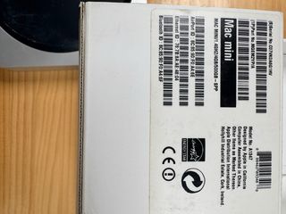 Apple Mac mini Intel Core i5 de doble núcleo.