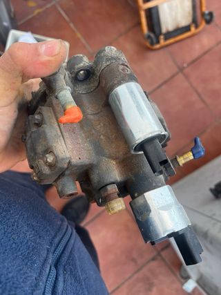 Bomba Gasoil inyeccion siemens 2.0hdi