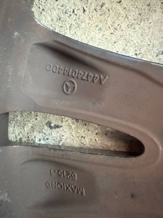Llantas 18 Mercedes A447401440O ET52 7.5Jx18 H2