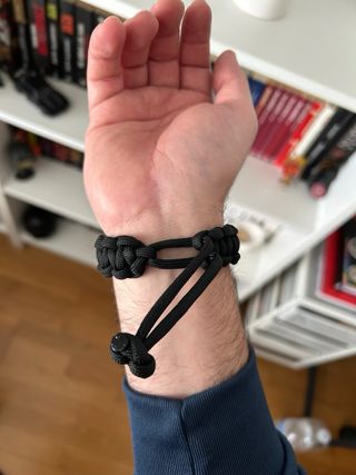 Pulsera Paracord Negra Ajustable
