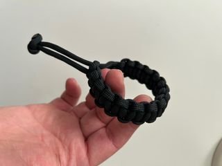 Pulsera Paracord Negra Ajustable