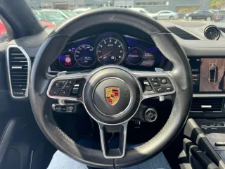 Porsche Cayenne 2023