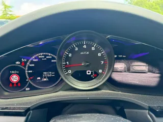 Porsche Cayenne 2023