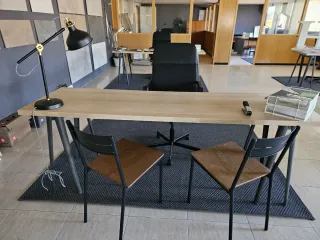 2 Sillas de comedor/oficina.