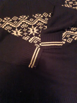 2 Jerséis Gruesos Talla M (Pull&Bear, Lefties)