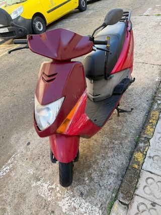 Honda Lead 100 Roja