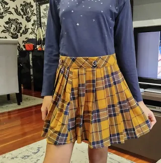 Falda cuadros BERSHKA talla XS