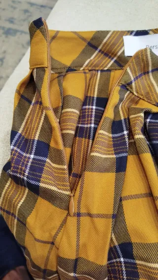 Falda cuadros BERSHKA talla XS