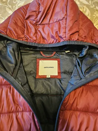 Plumas granate Jack & Jones