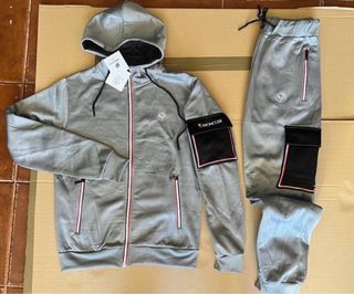Conjunto deportivo Moncler gris